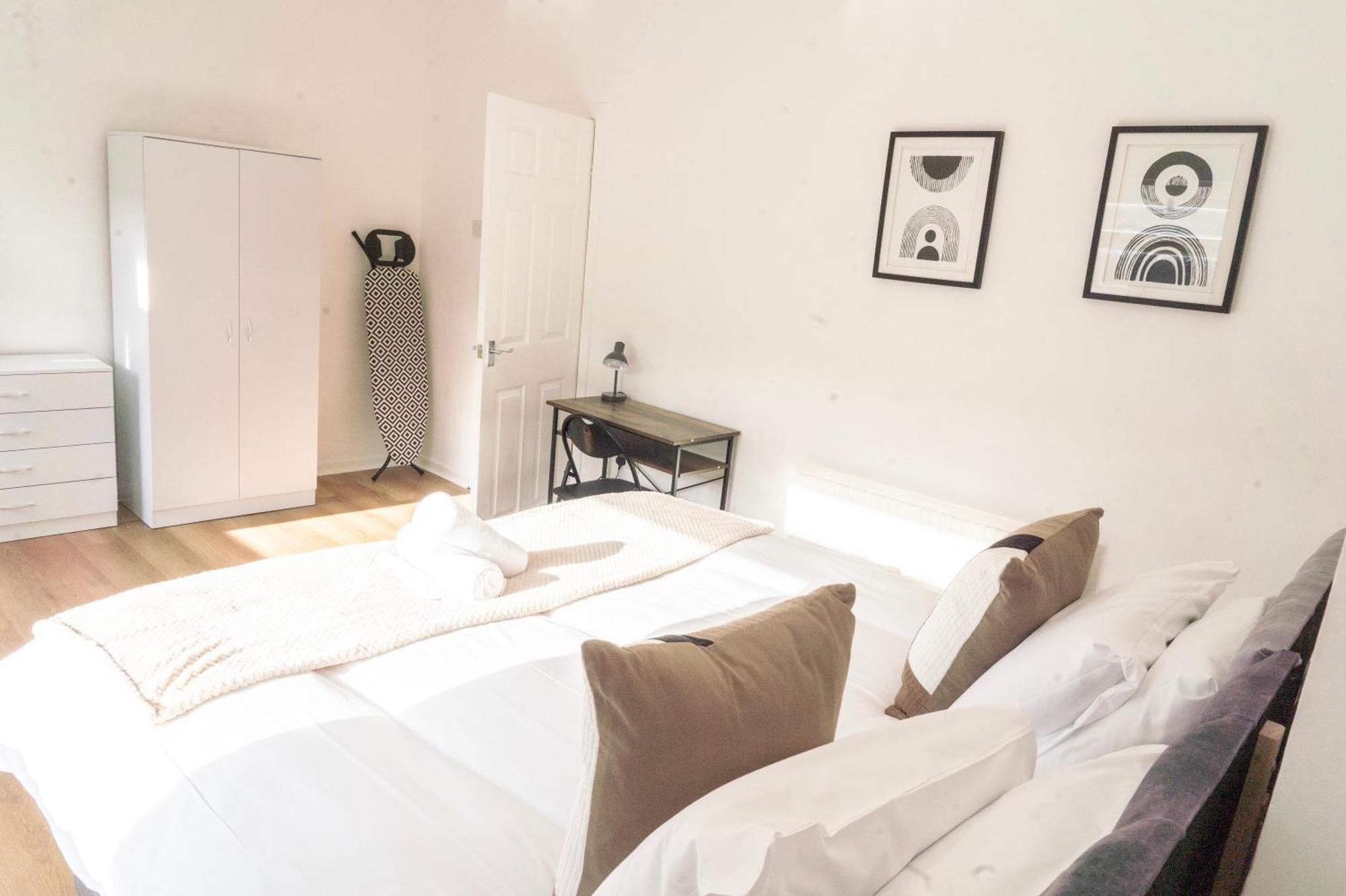 Mideyah Stays - 3 Bed Comfy House 카디프 외부 사진