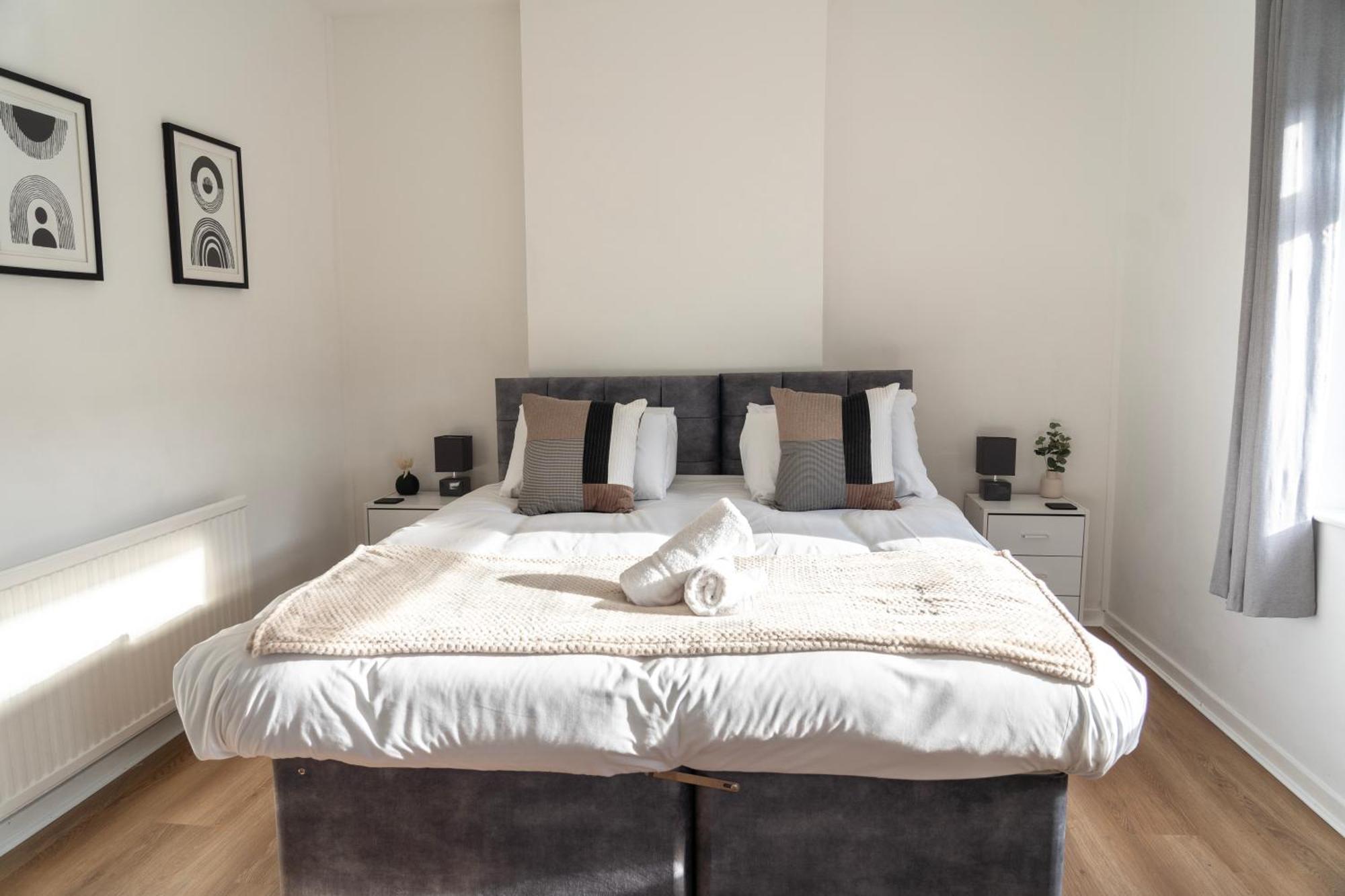 Mideyah Stays - 3 Bed Comfy House 카디프 외부 사진