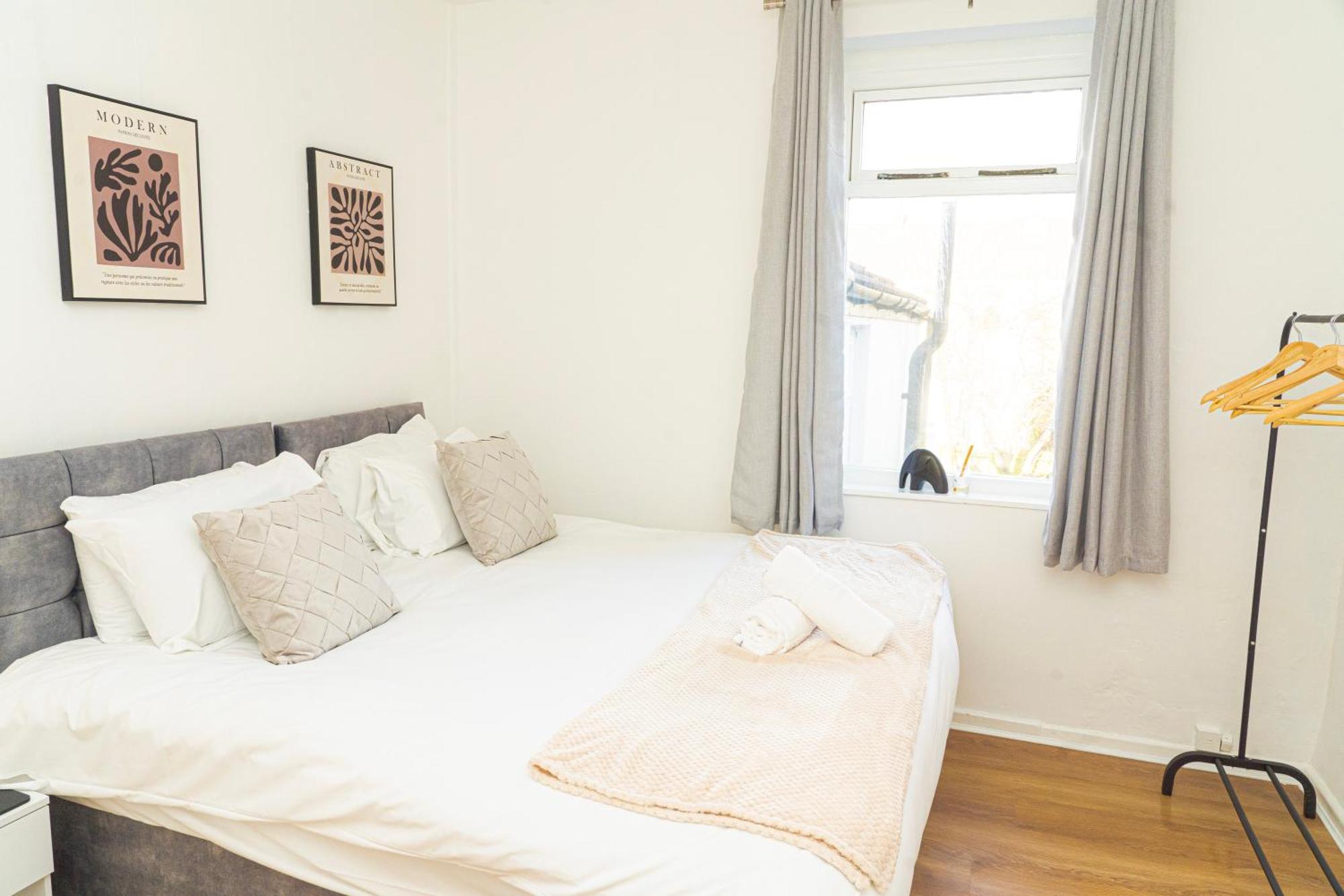 Mideyah Stays - 3 Bed Comfy House 카디프 외부 사진